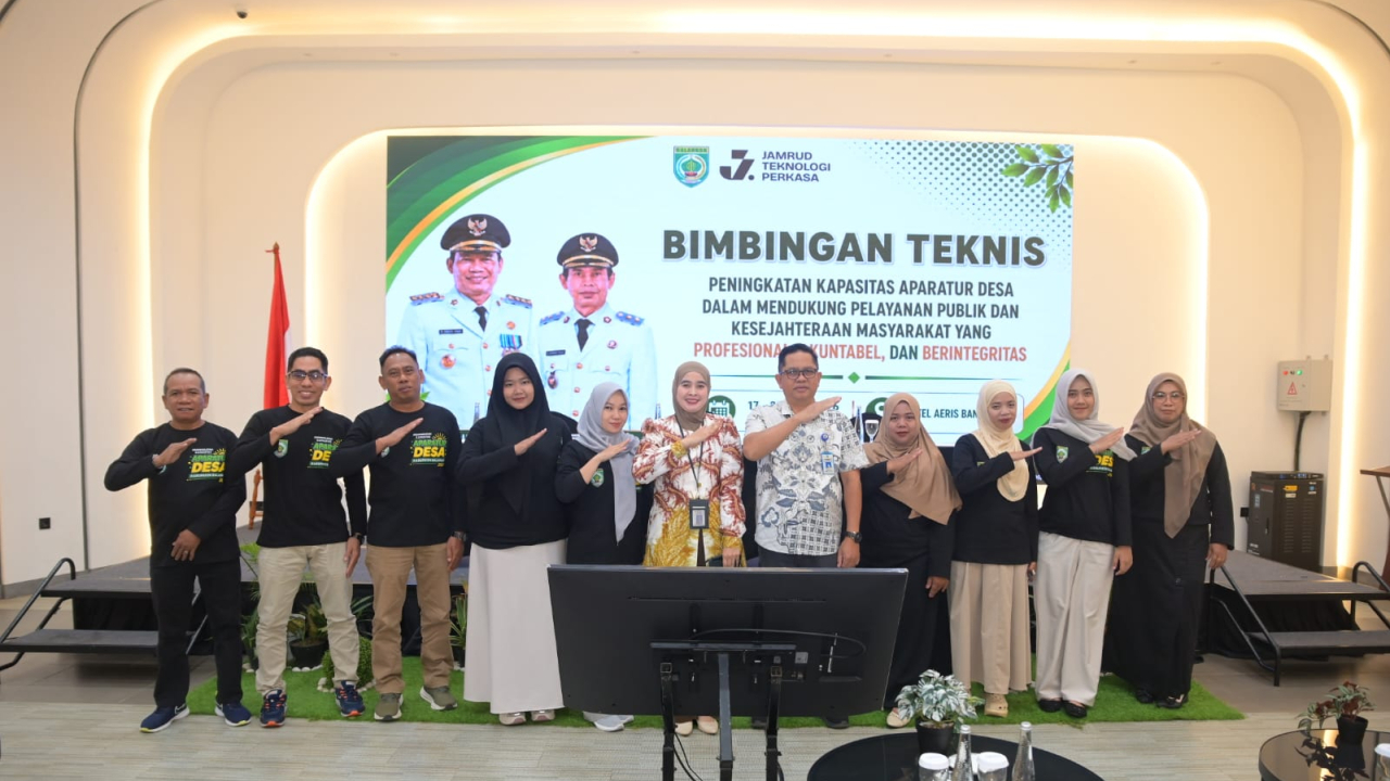 Melayani dengan Integritas, Aparatur Desa Tingkatkan Kapasitas demi Pelayanan Publik yang Prima