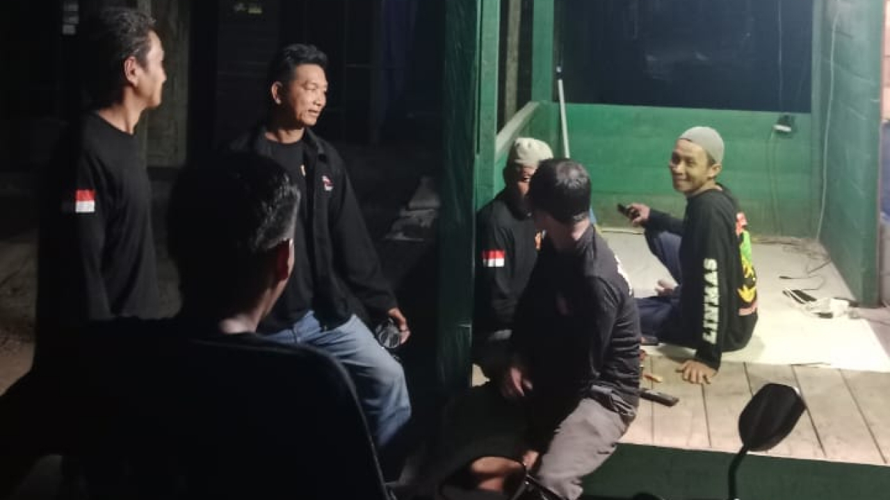 Ronda Satlinmas Desa Maradap Rutin Dilaksanakan Demi Menjaga Keamanan dan Ketertiban