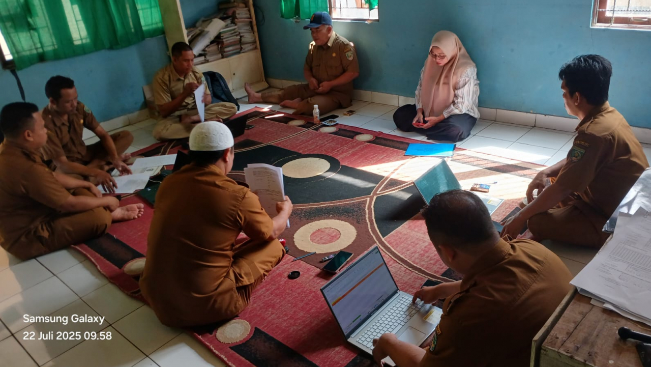 Monitoring Evaluasi Pengelolaan Keuangan Desa Semester I Tahun Anggaran 2025 di Desa Sungsum Berlangsung Tertib dan Lancar