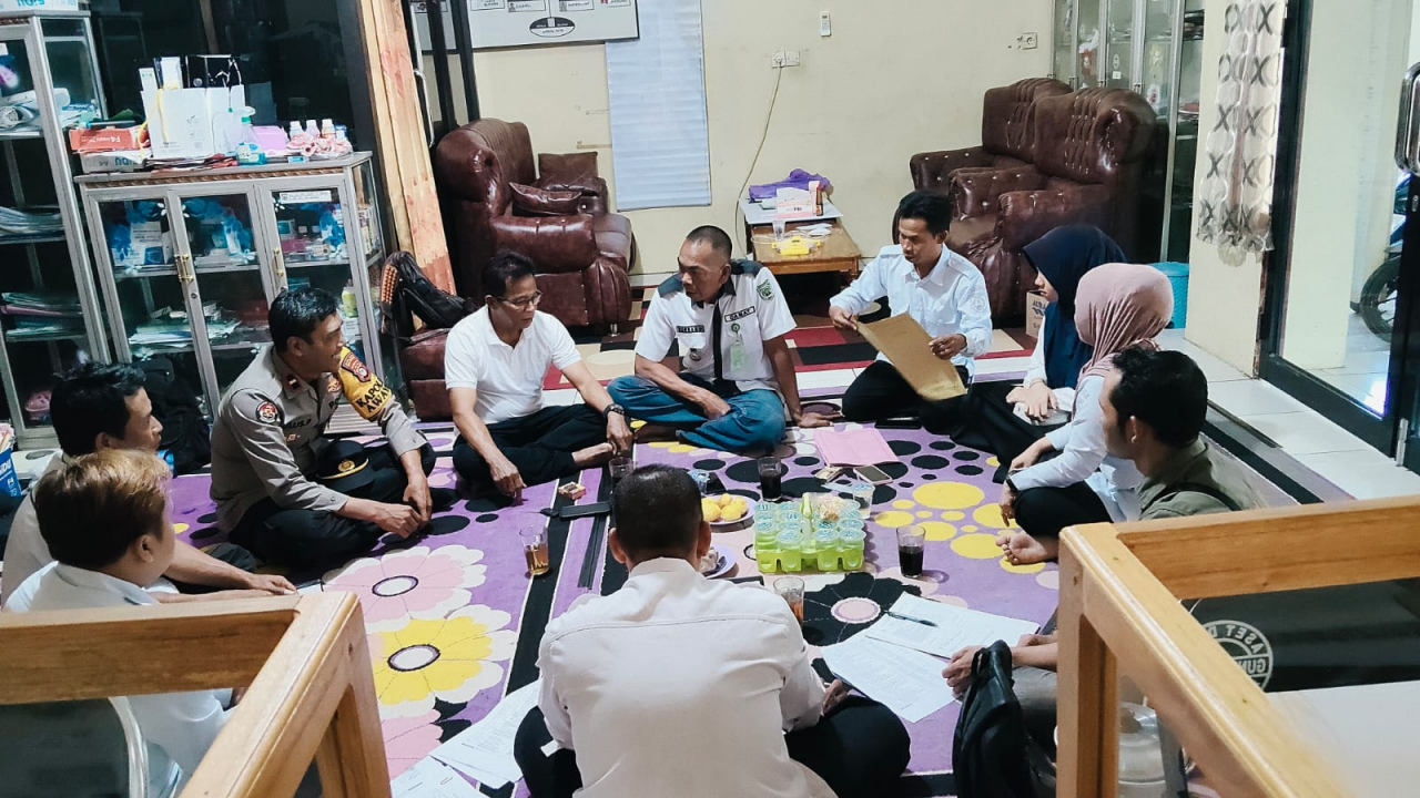 Monitoring dan Evaluasi Keuangan Semester I 2025, Desa Gunung Batu Terima Pembinaan Langsung dari Camat Tebing Tinggi