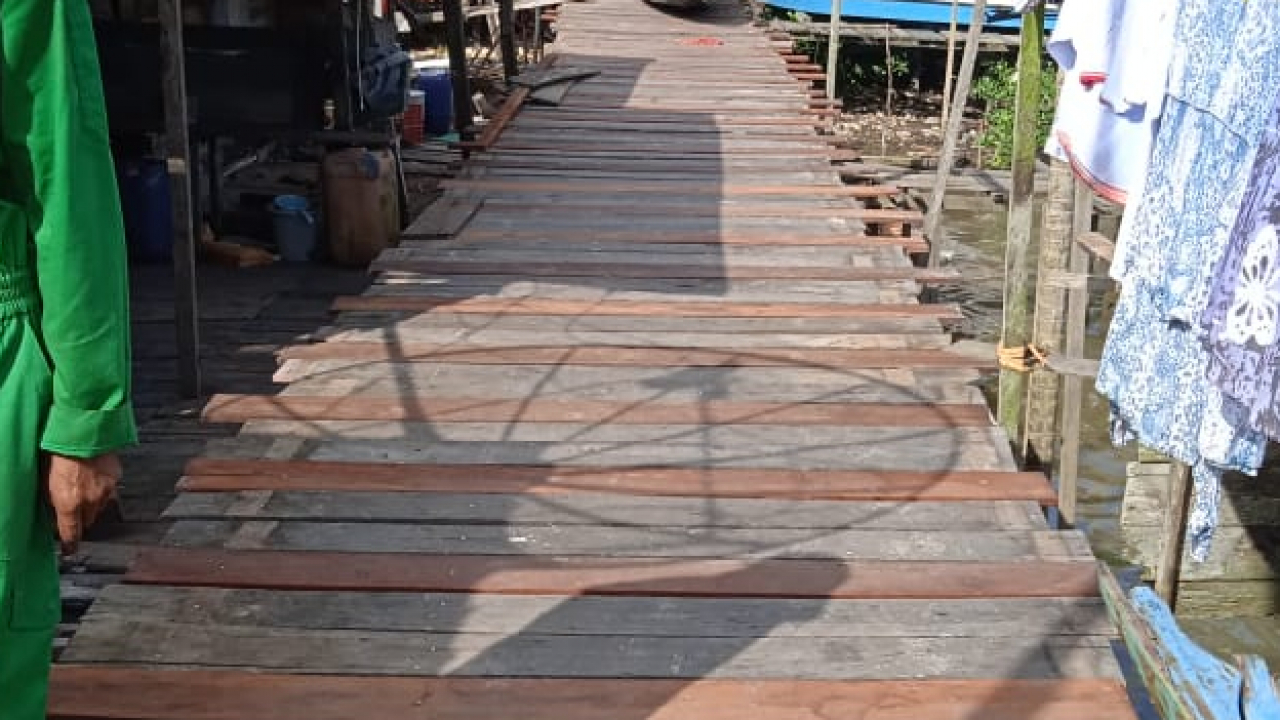 Peningkatan Infrastruktur Jalan Jembatan Ulin di Desa Sepatin, Kutai Kartanegara