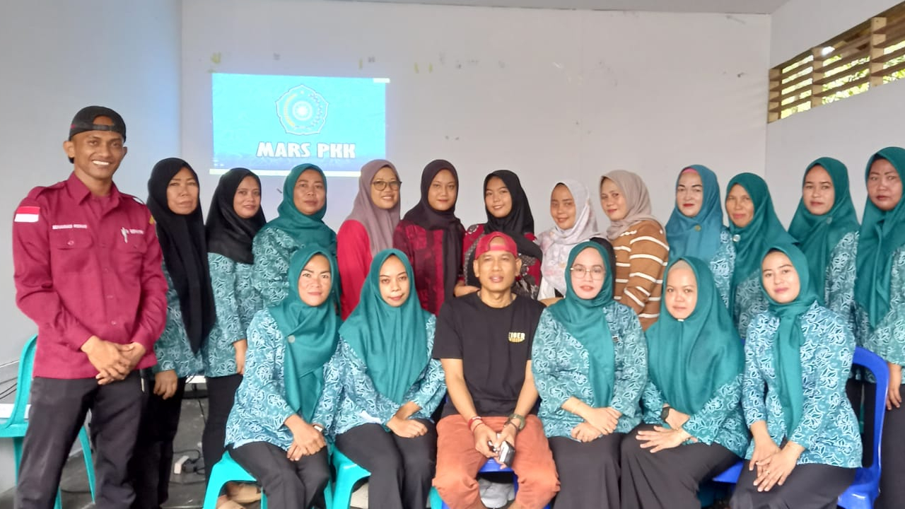 Rapat Koordinasi PKK Desa Sepatin: Membangun Program Kerja 2025