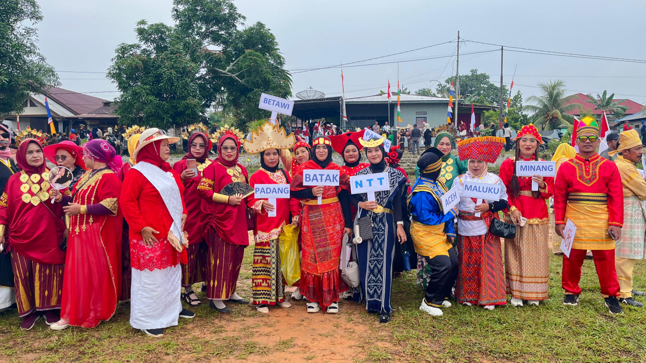 Desa Kersik Raih Juara 1 Karnaval Tingkat Umum Kecamatan Marang Kayu