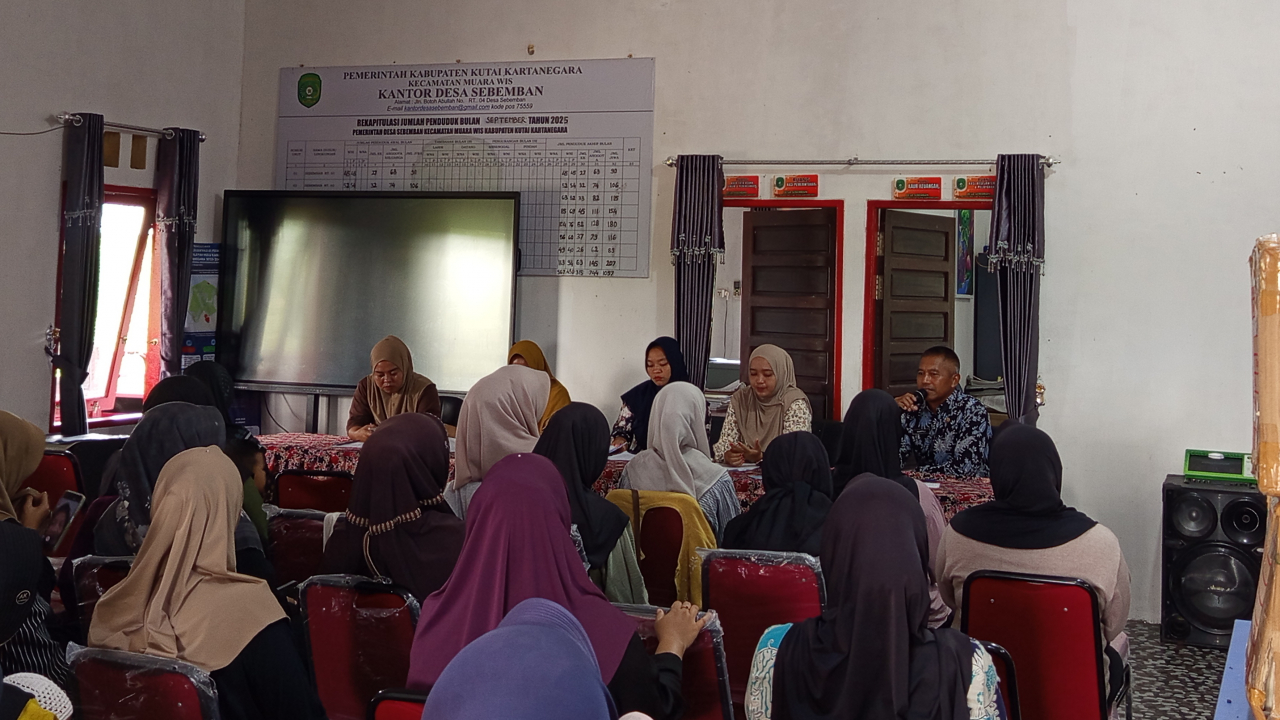 Simulasi Posyandu 6 SPM Tingkatkan Layanan Desa!