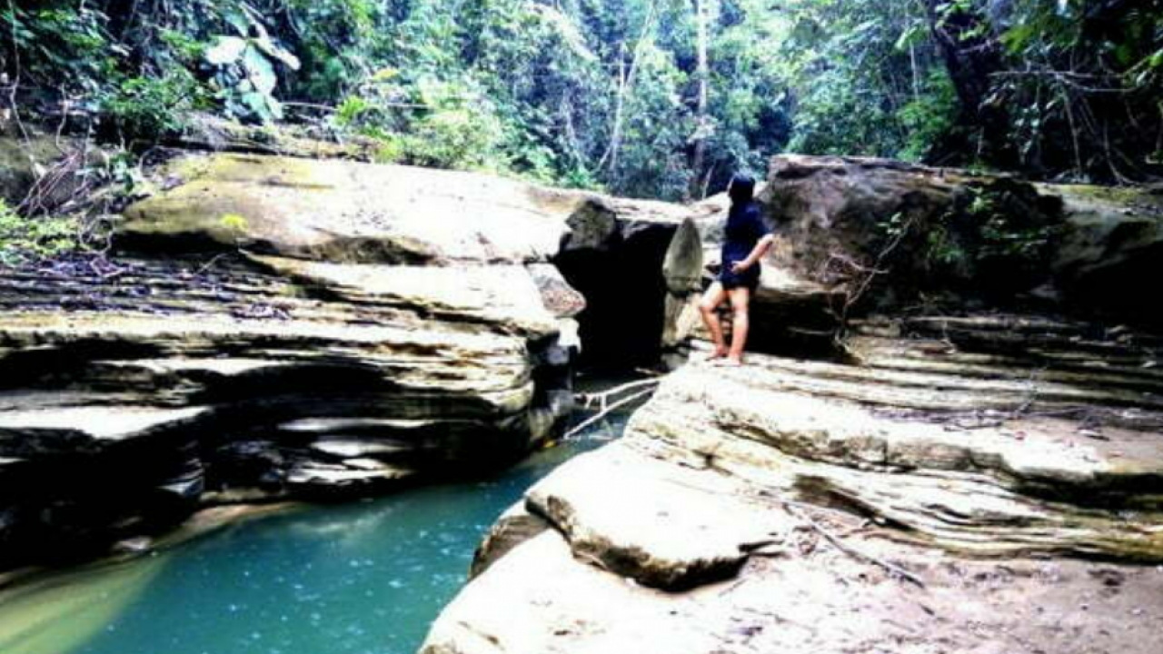 Air Terjun Batu Lapis