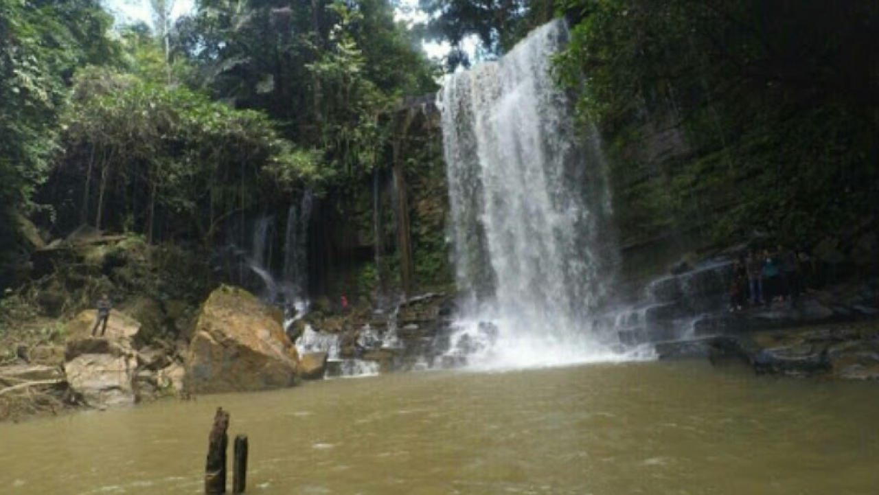 Air Terjun Rimbawan