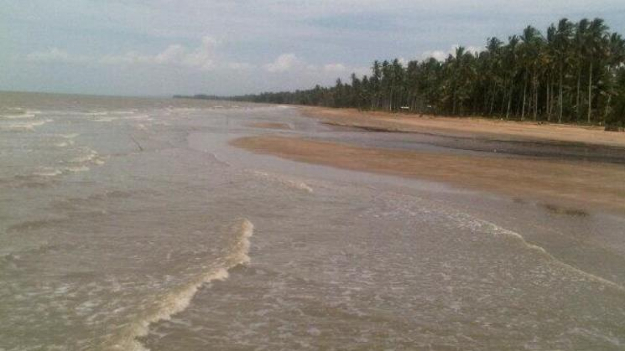 Pantai Corong