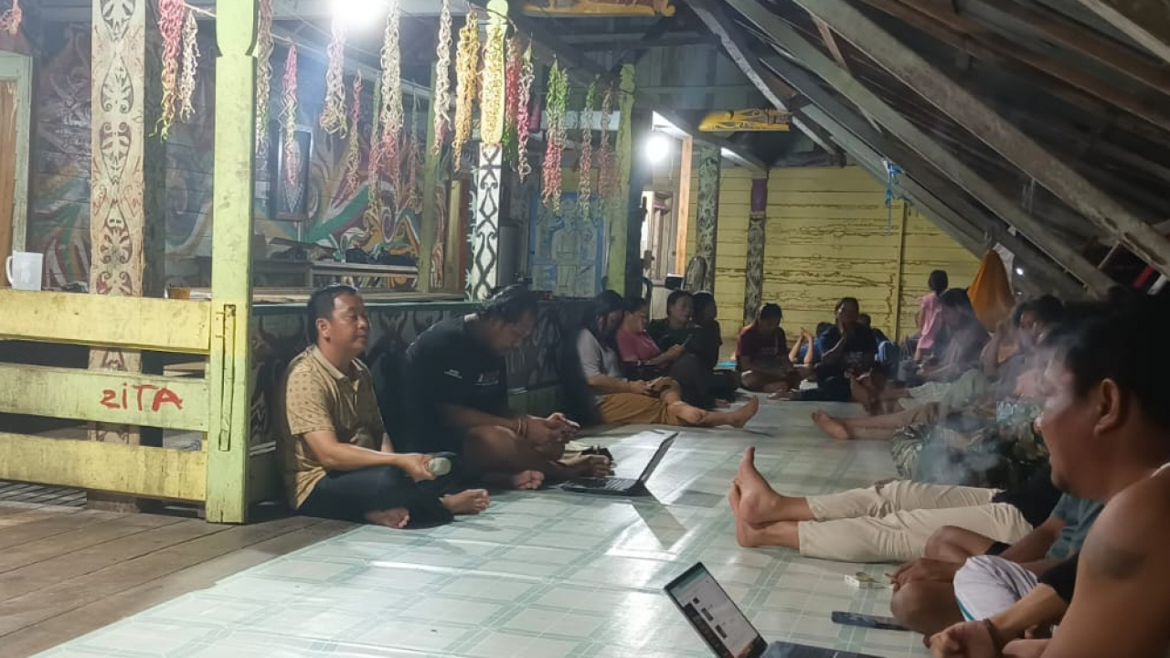 KEARIFAN LOKAL DESA WISATA ADAT SEBAWANG