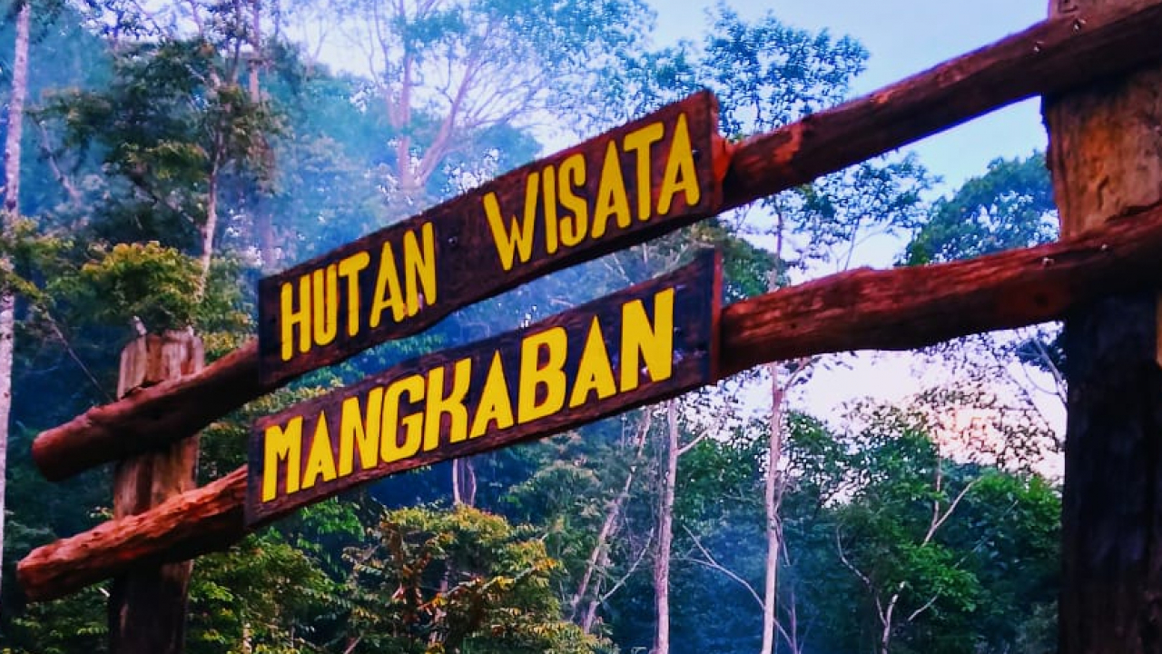 Meningkatkan Daya Tarik Wisata Mangkaban Desa Sebawang Melalui Peningkatan Sarana dan Prasarana