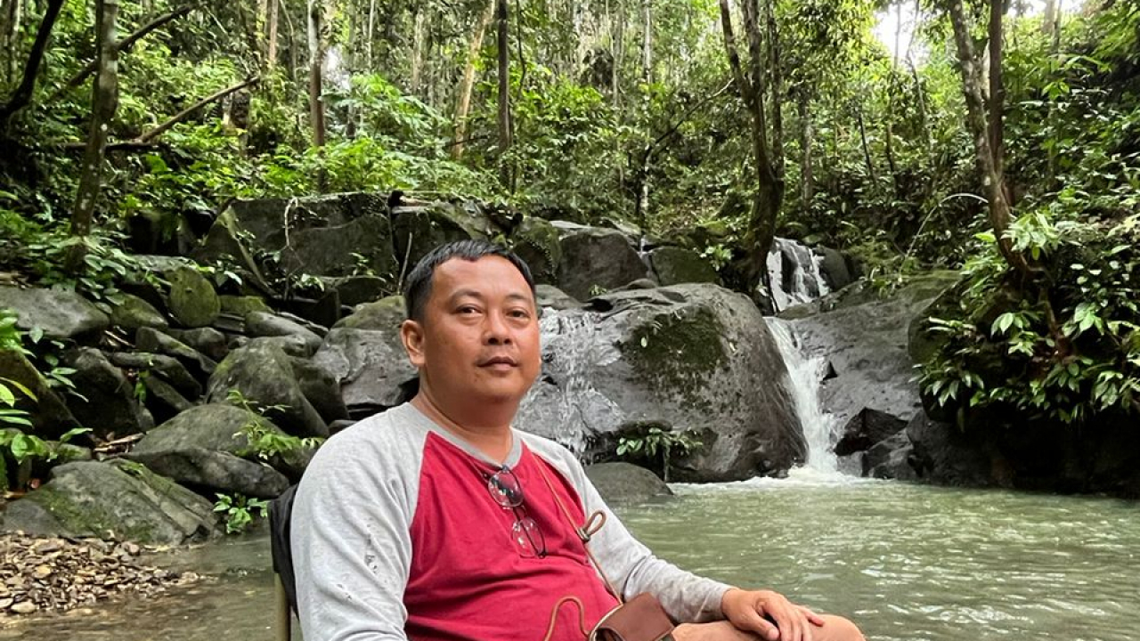 PESONA ALAM WISATA MANGKABAN DAN KULTUR BUDAYA WISATA ADAT DESA SEBAWANG
