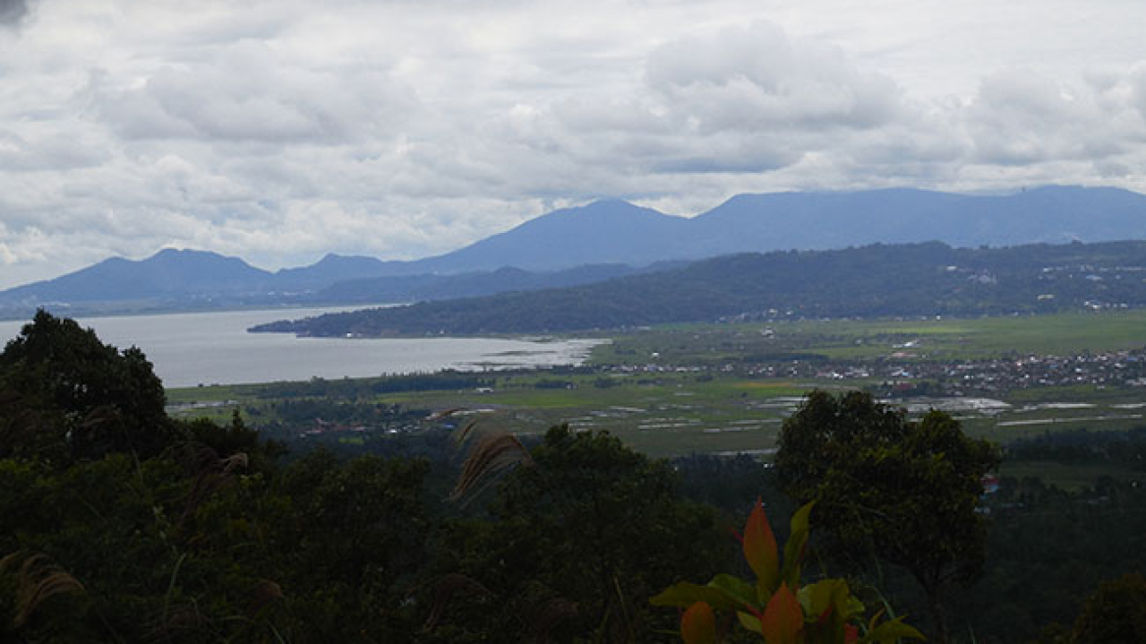 Puncak Makawemben