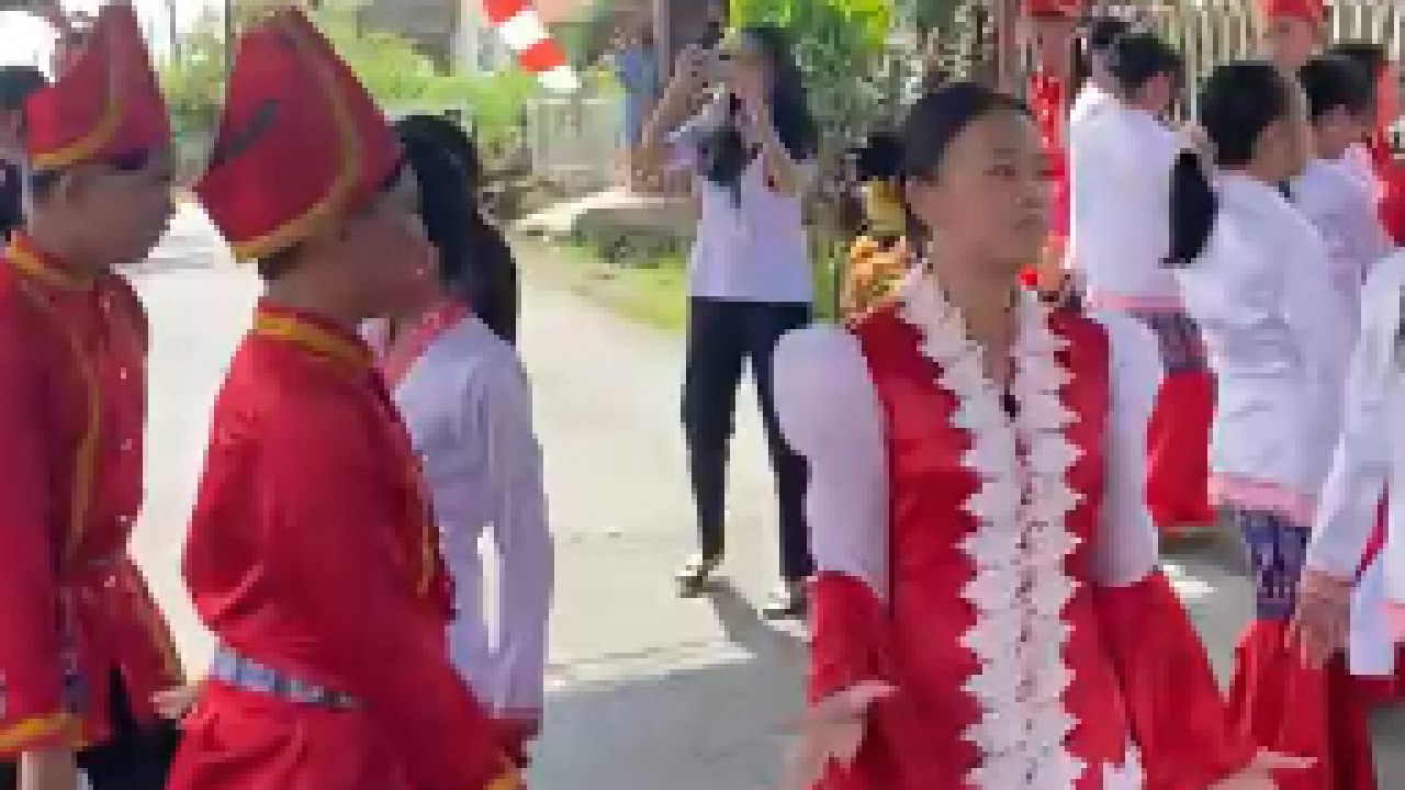 KEARIFAN LOKAL TARI MAENGKET