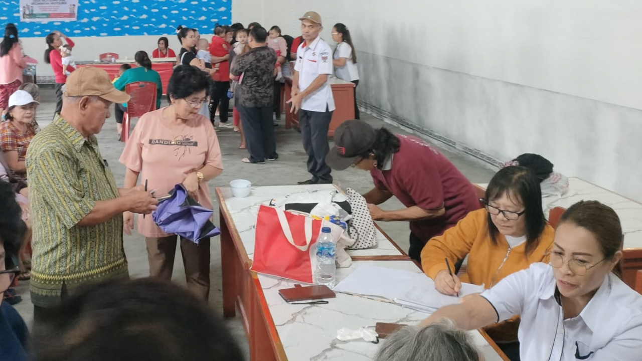 KEGIATAN POSYANDU DESA MOTOLING DUA