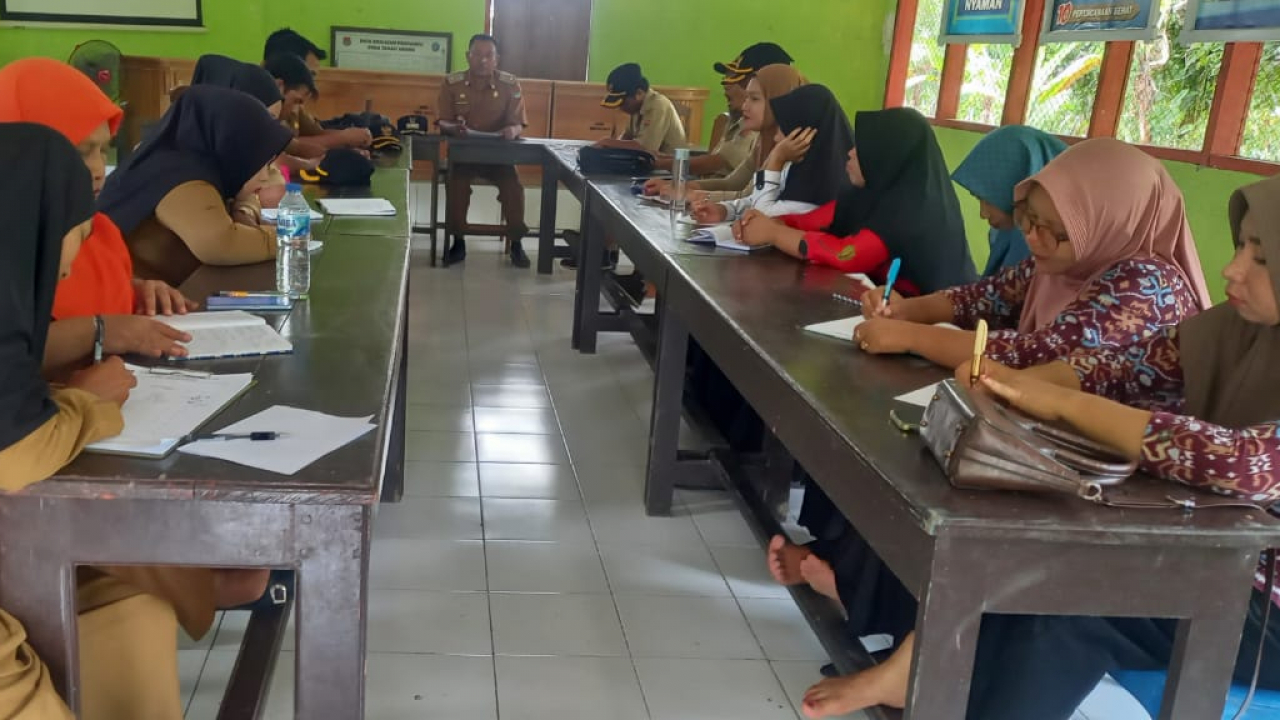 KADES TANAH ABANG, PIMPIN RAPAT MATANGKAN PROGRAM DESA