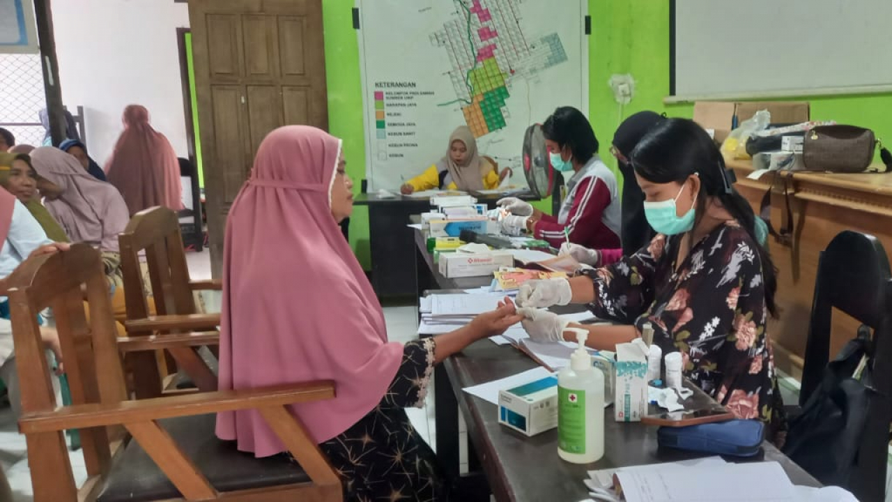 IKUTI POSYANDU PRIMA, 83 WARGA TANAH ABANG PERIKSA KESEHATAN : 10 LANSIA LAINNYA DAPAT BANTUAN DANA