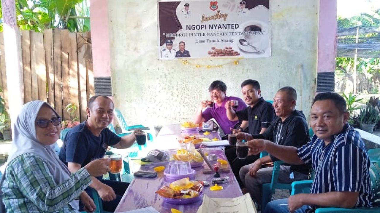PEMDES TANAH ABANG DAN DINAS TPHP BAHAS REALISASI BANTUAN HAND TRAKTOR