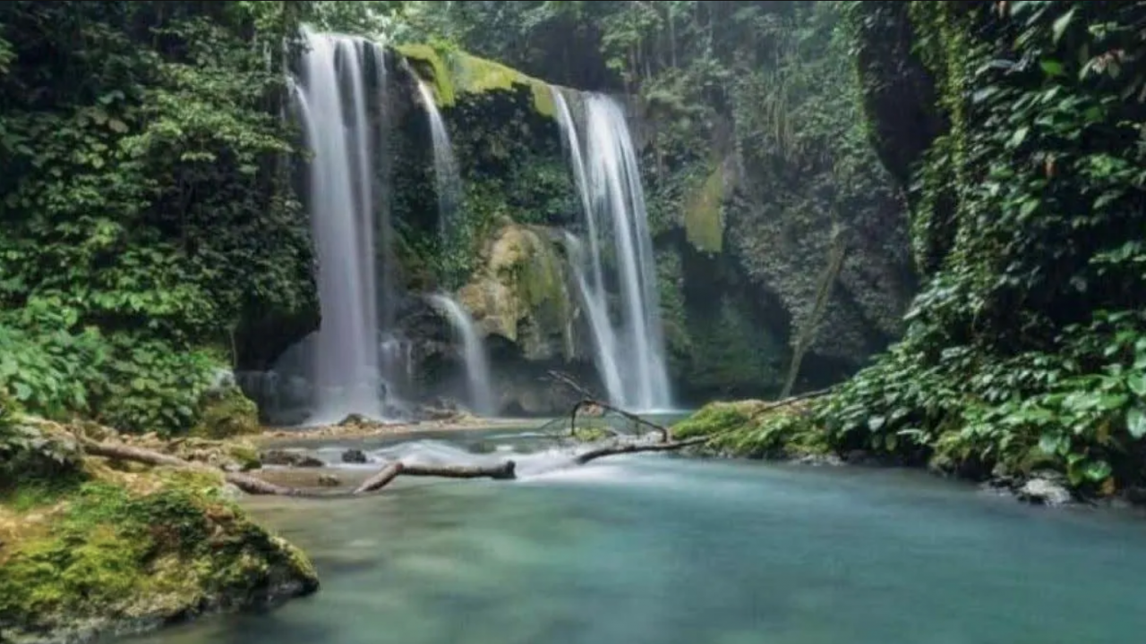 Air Terjun Laumarang