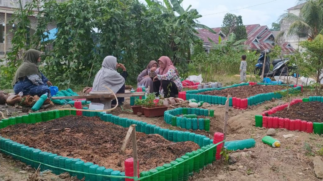 Kebun Pangan Sehat dari Ibu-Ibu Dasawisma Desa Lanto Jaya
