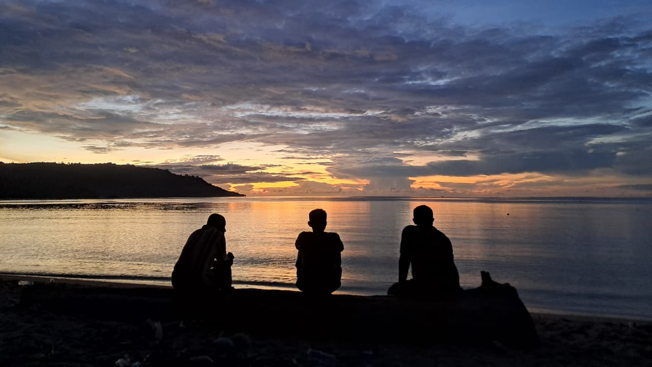 Dipantai Tebamba, Laut Tak Pernah Menghitung