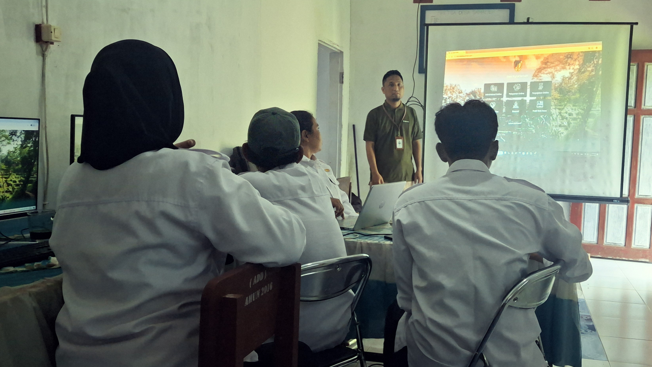 Pelatihan DIGIDES: Desa Samalili Tingkatkan Tata Kelola Digital