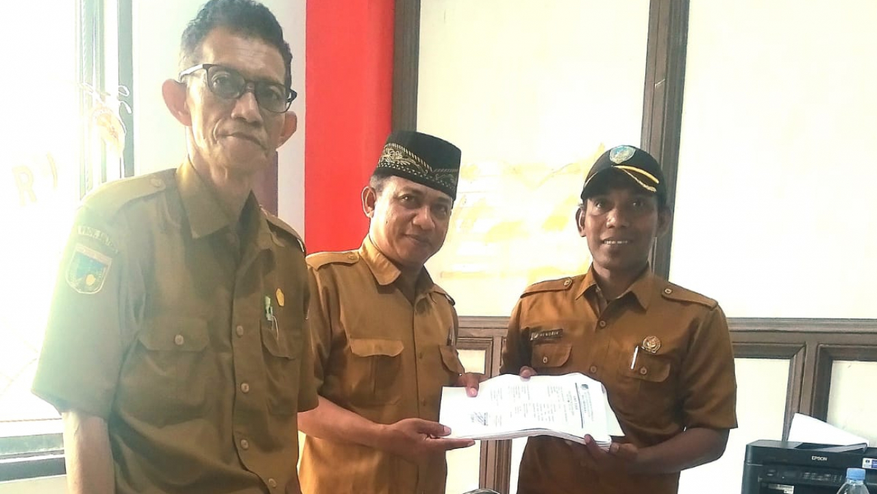 Jaminan Sosial Bagi Pengurus Rumah Ibadah di Desa Lumbumamara: Sebuah Kisah Sukses Kolaborasi