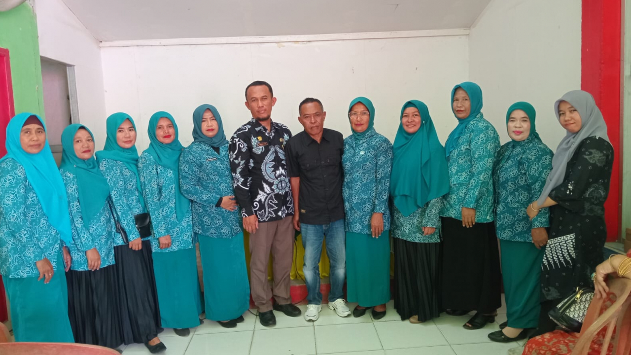 Pengukuhan TP. PKK Desa Nupabomba:  Mendorong Peran Perempuan dalam Pembangunan Desa