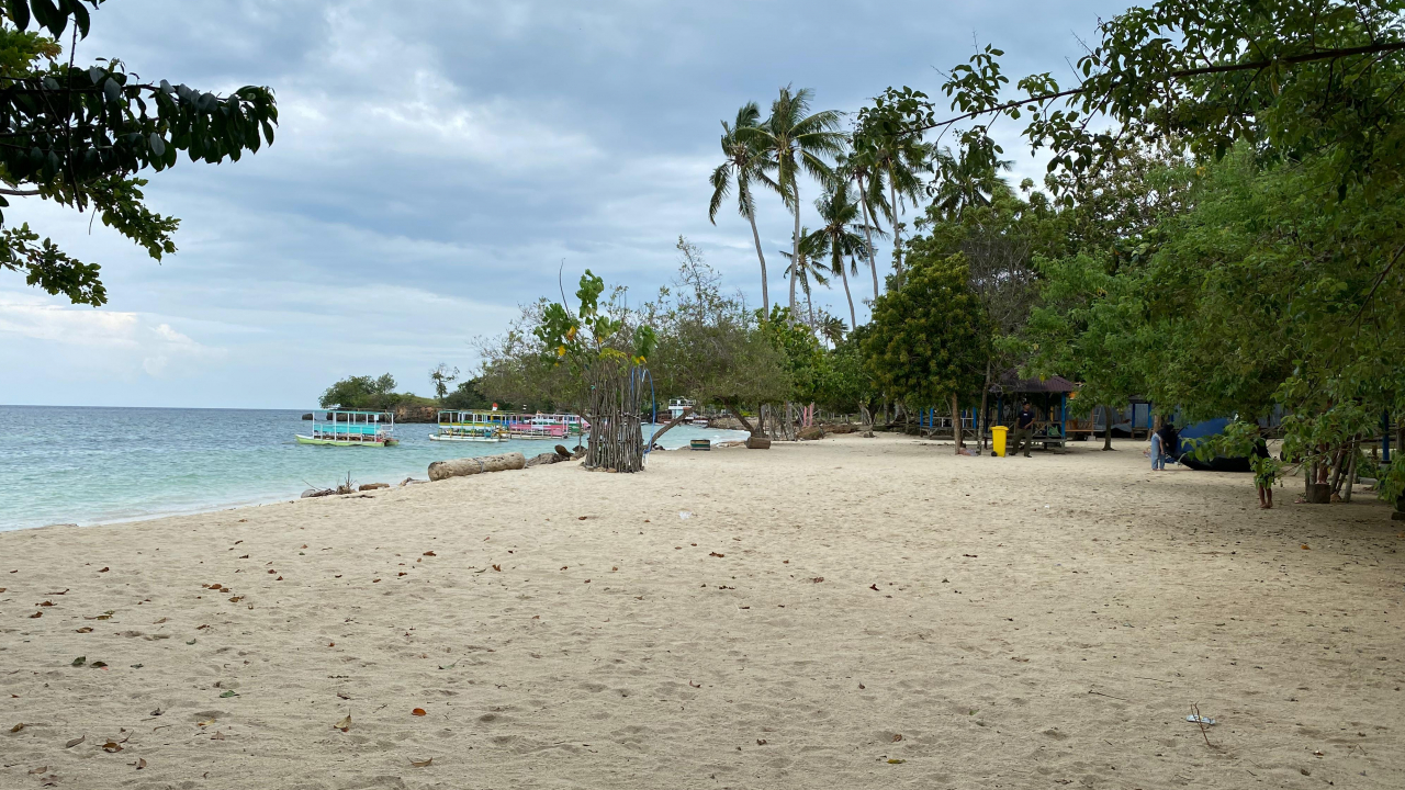 Pantai Tupa