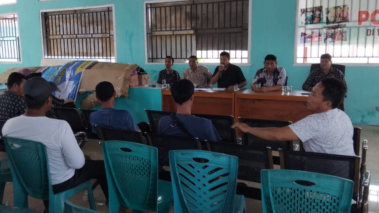 Rapat Koordinasi Pelaksanaan Kebersihan Lingkungan di Area Tempat Pelelangan Ikan (TPI) Desa Moahino