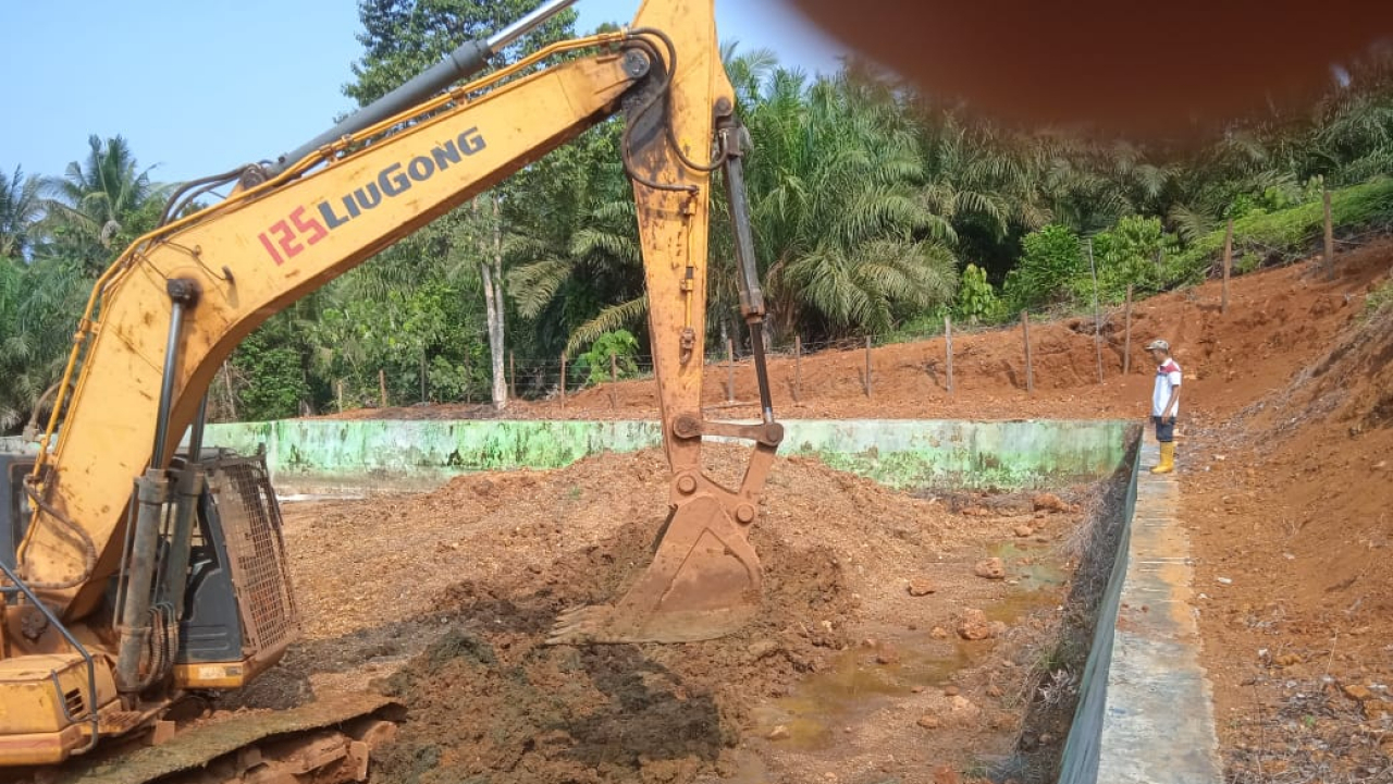 PEMANFAATAN EMBUNG DESA UNTUK KOLAM IKAN