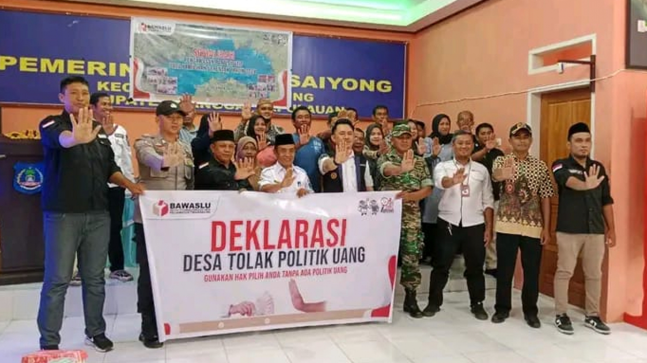 Deklarasi Desa Tolak Politik Uang Pada PILKKADA Tahun 2024