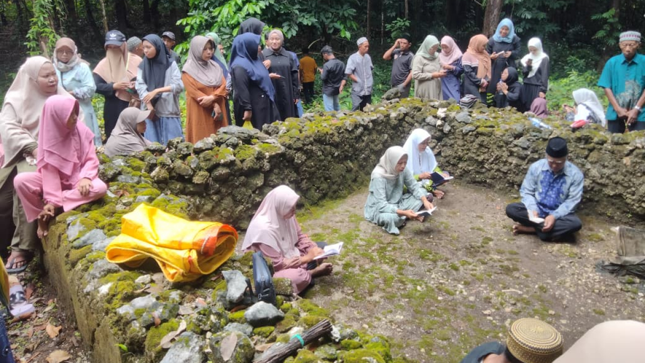 Desa Wisata Religius (Makam Imam Syaban Dan Tuan Puadin)