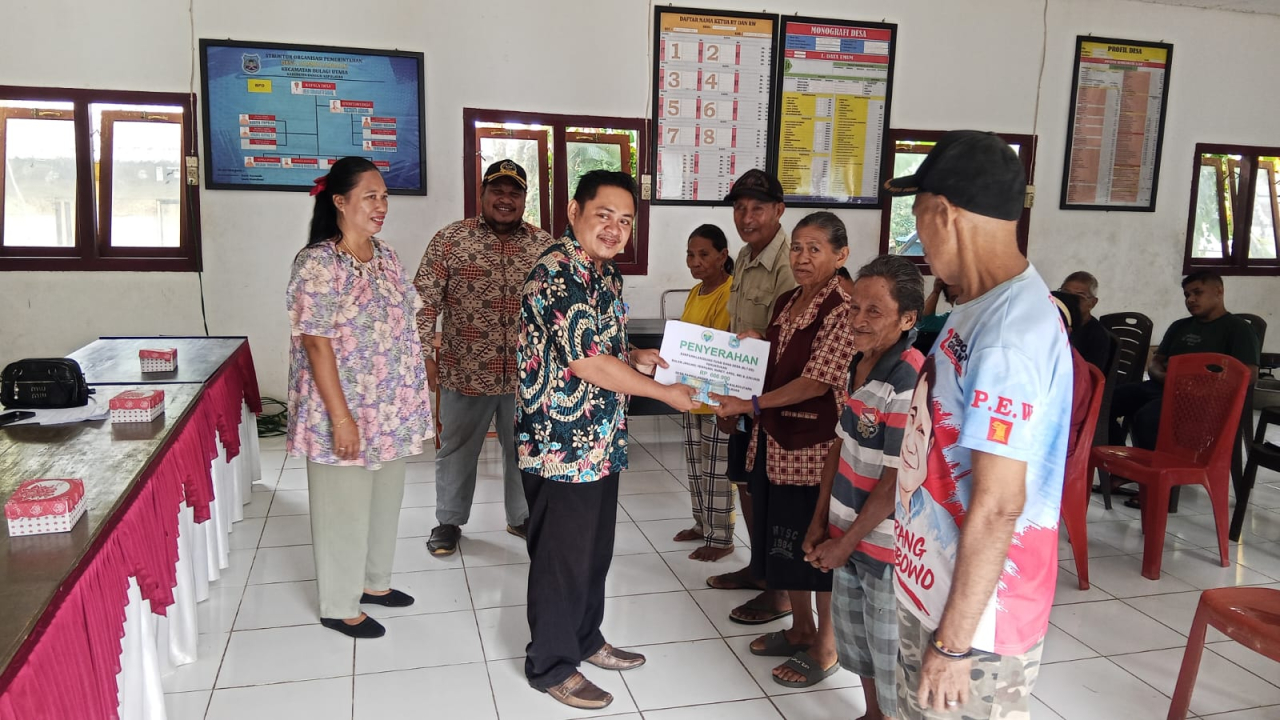 PENYALURAN BANTUAN LANGSUNG TUNAI DESA SAMBULANGAN