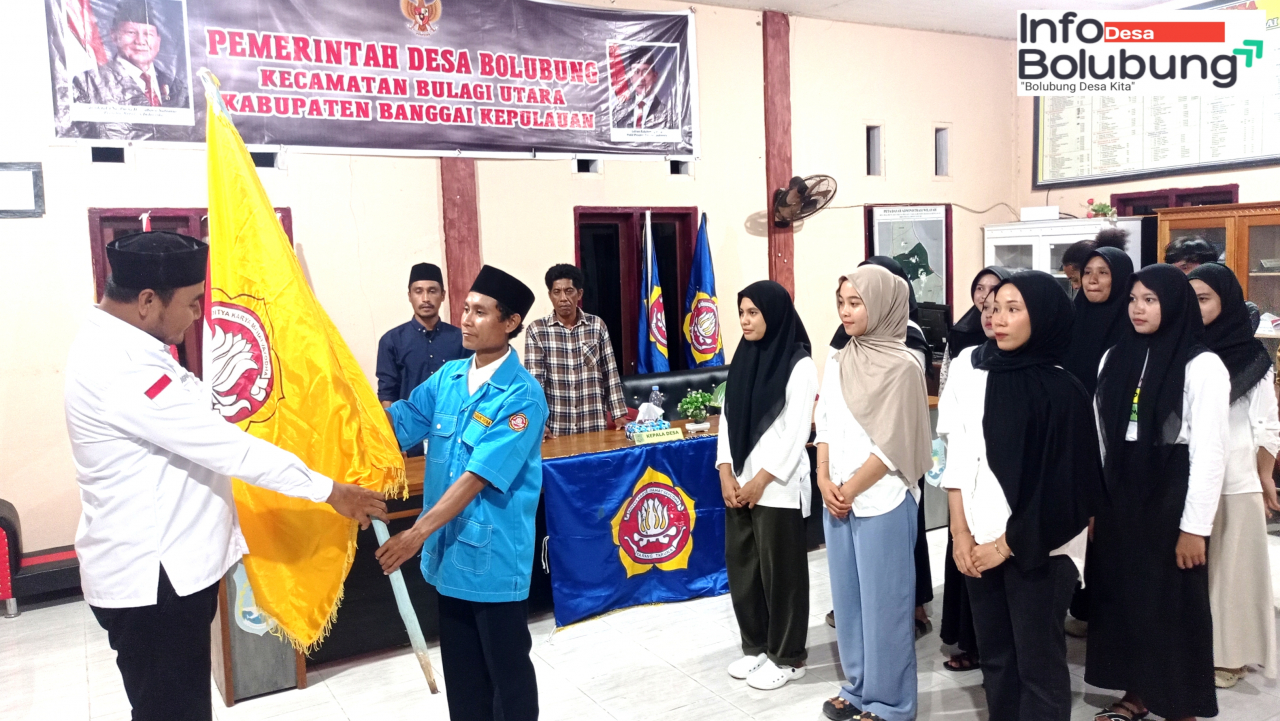 Kades Bolubung Lantik Pengurus Karang Taruna "Debur Ombak" masa Bhakti 2025-2030