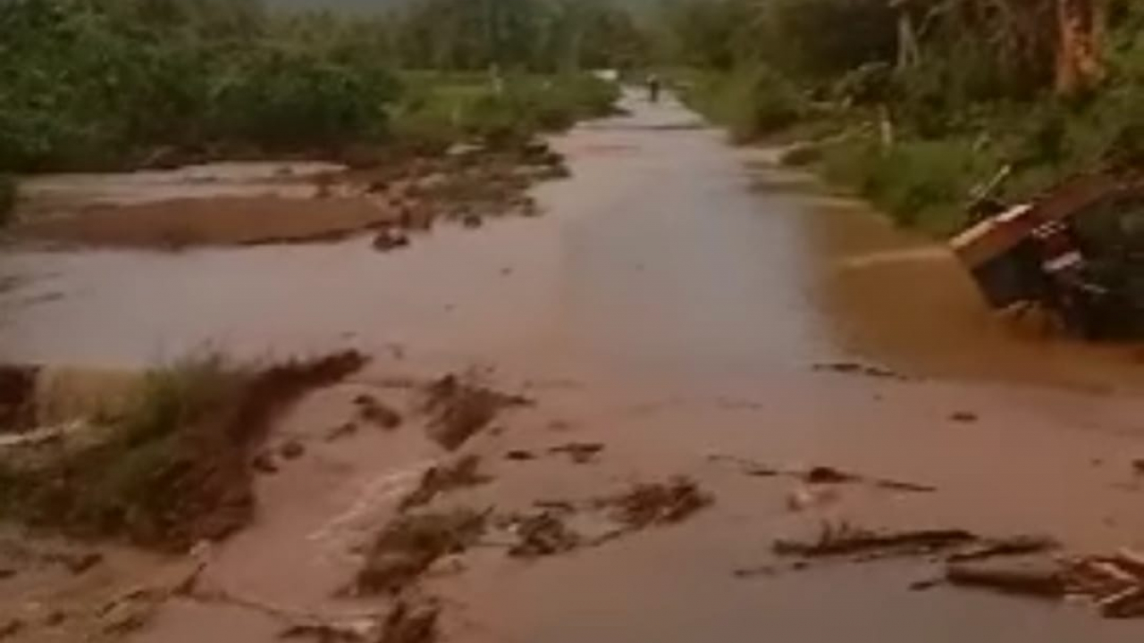 Pihak BPBD Kunjungi titik Banjir desa Karya Abadi