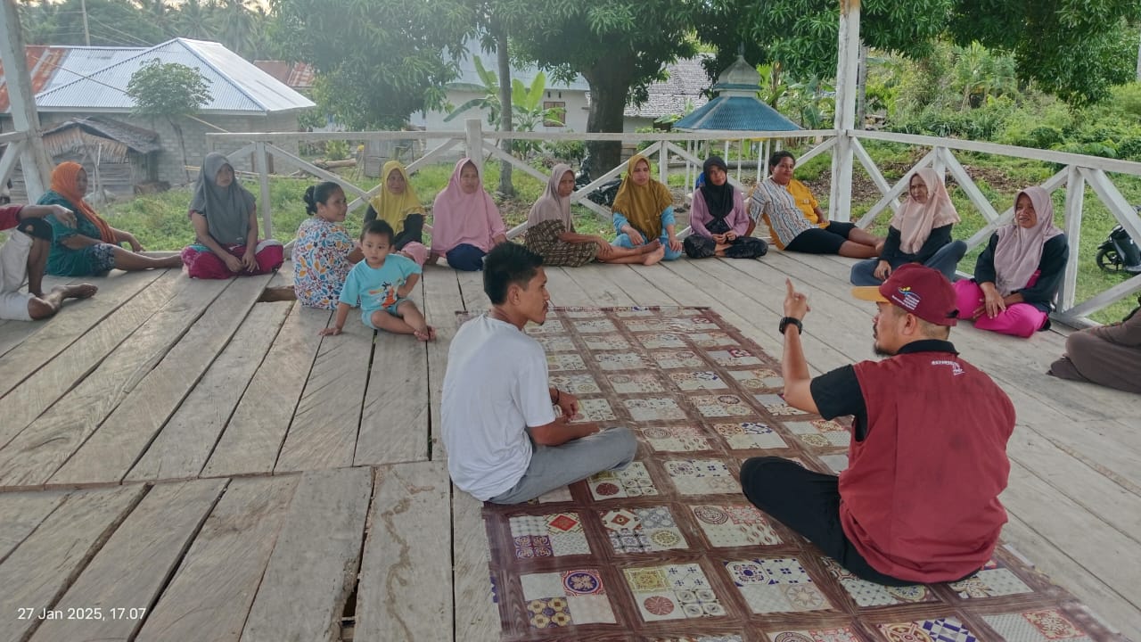 Operator SIKSNG Desa Palasa Lambori Moh Janwar Chaniago Hadiri Pertemuan Internal Pendamping PKH, Guna Singkronisasi Data Bansos