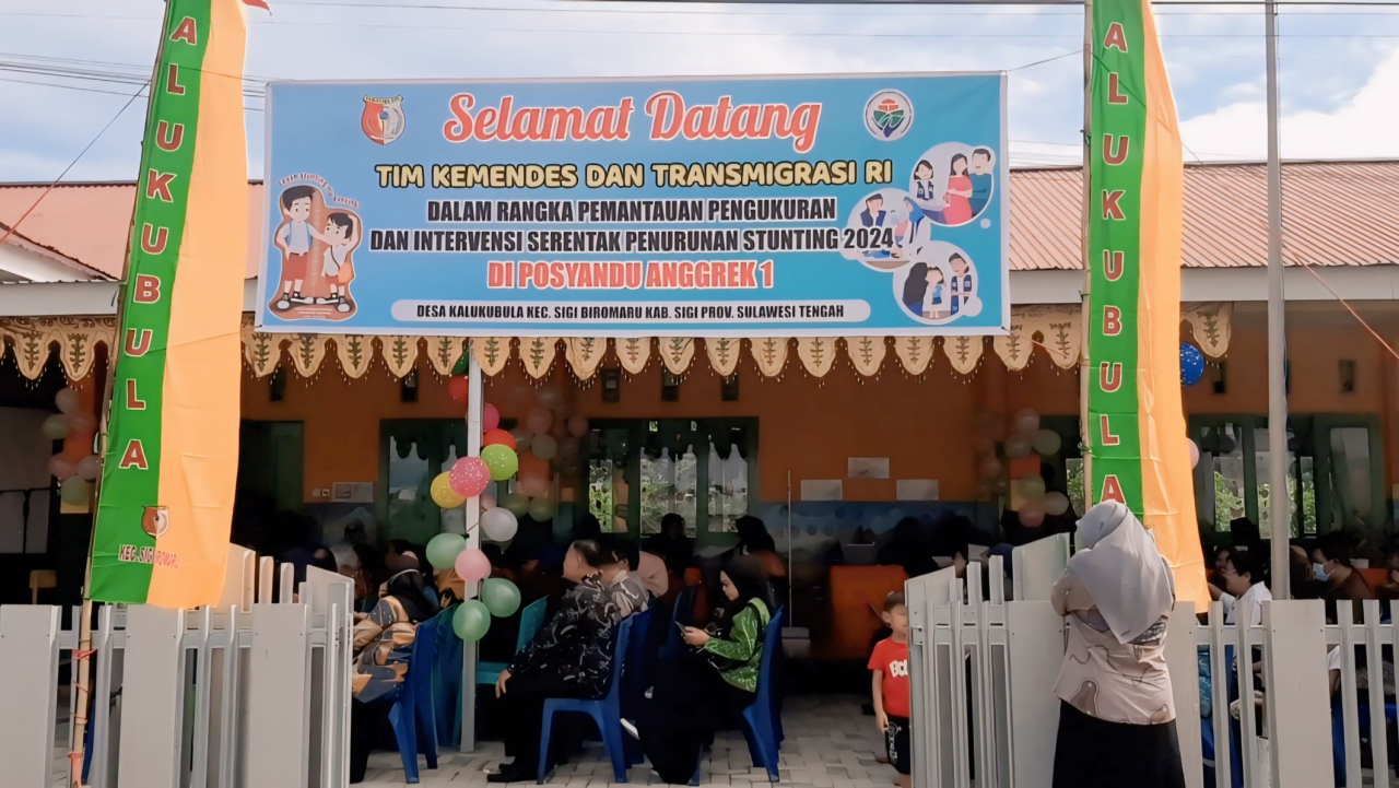 Kunjungan Tim KEMENDES dan Transmigrasi RI ke Posyandu Anggrek 1 Kelapa Gading Desa Kalukubula