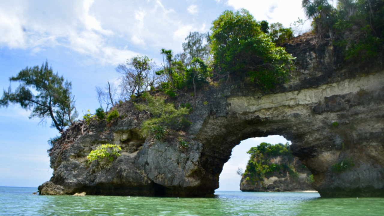 Pantai Batu Karapu