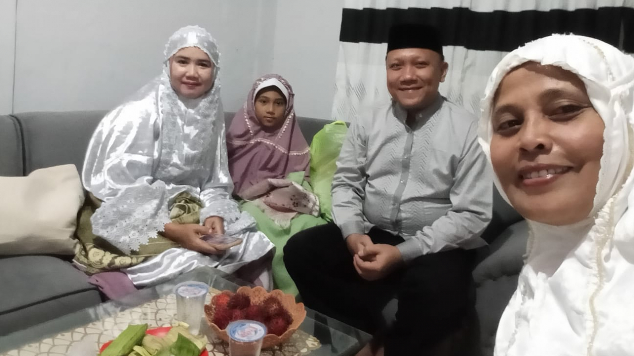 Dari SDN 17 Ujung Labbu ke Masjid Ar Rahman BTN Arakeke: Lurah Lembang dan Ketua TP PKK Lanjutkan Safari Ramadan Penuh Kebersamaan