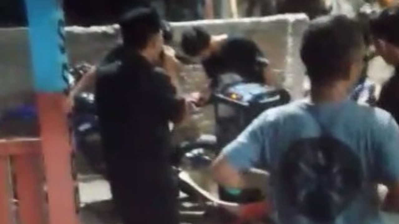 Tradisi Bangunkan Sahur, Remaja Ujung Labbu Meriahkan Dini Hari Ramadhan dengan Musik dan Nyanyian