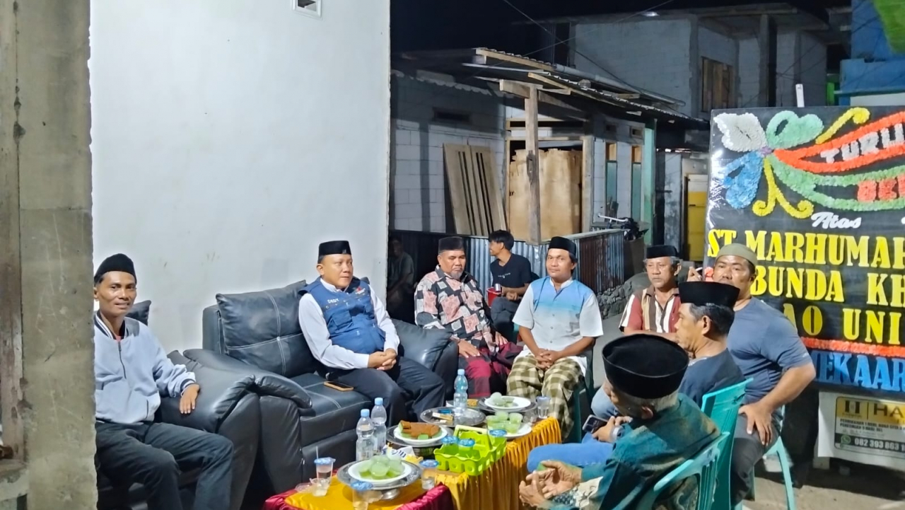 Malam Takziah di Ujung Labbu Lembang: Kebersamaan Warga dalam Duka