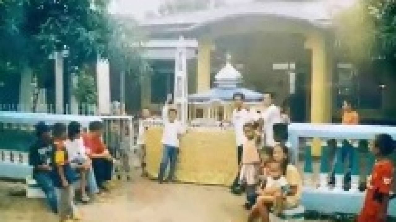 WOW! FOTO KODAK TAHUN 1999 MASIH TERSIMPAN RAPI — Kisah Remaja Masjid Nurul Falah Biringkassi yang Bikin Haru dan Bangga!