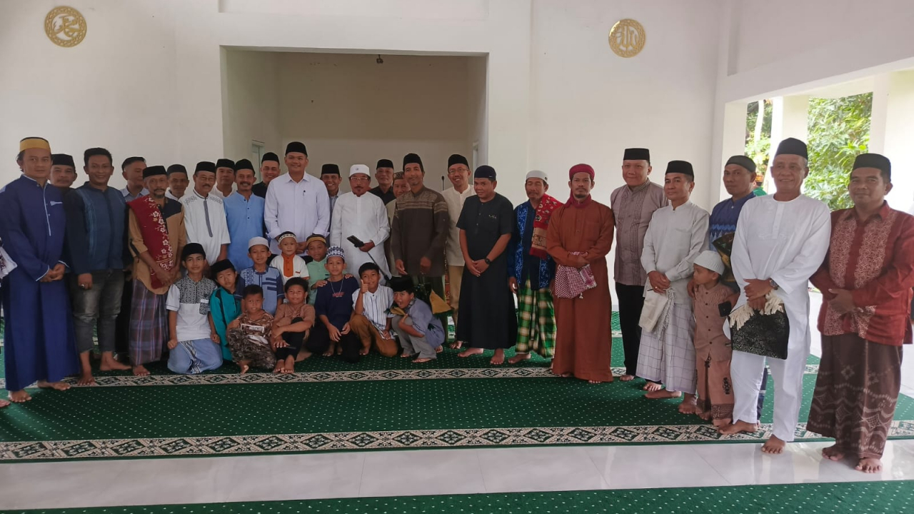Berkah Jumat! Sholat Jumat Perdana di Masjid NUN Resmi Digelar, Bupati Bantaeng Turut Hadir Bersama Masyarakat Lembang