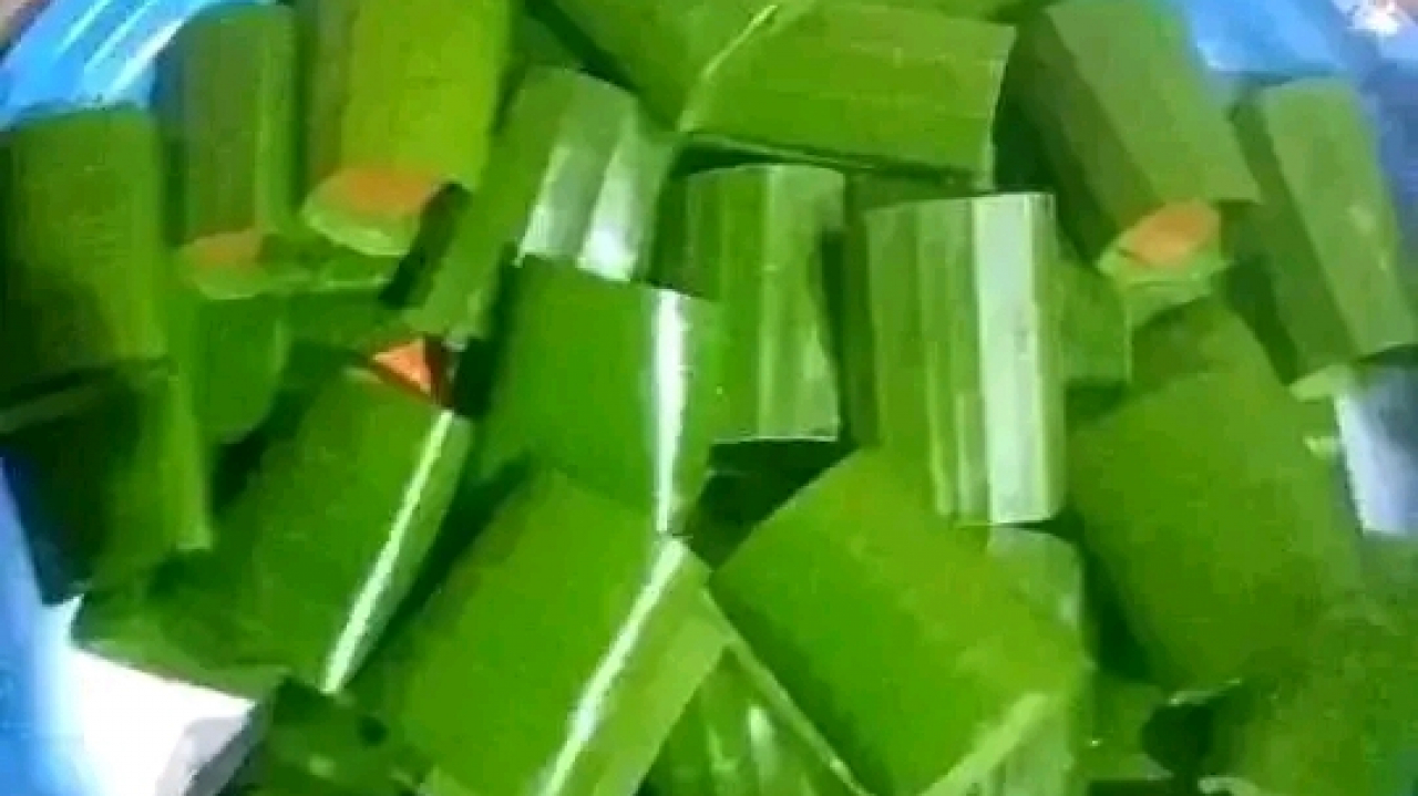 Putu Cangkir hingga Songkolo, Jajanan Tradisional Rahma Putu Kelurahan Lembang Laris Manis