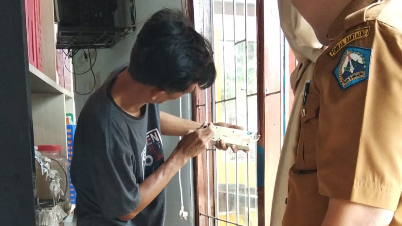 Lanjutkan Aktivitas Siang Hari, Lurah Lembang Apresiasi Kepedulian Ketua RW 05 Biring Kassi