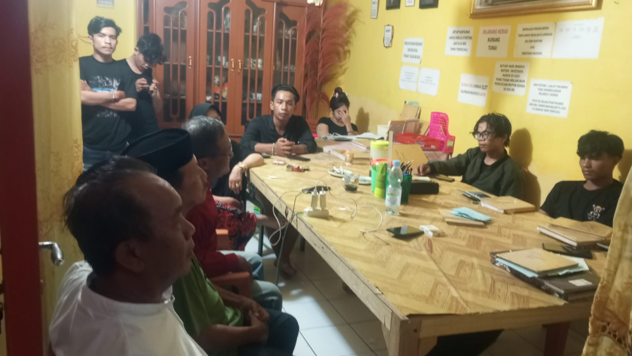 Tegas dan Humanis! RW 04 Lembang Turun Tangan Redam Konflik Warga di BTN Arakeke Permai, Kesepakatan Damai Akhirnya Tercapai