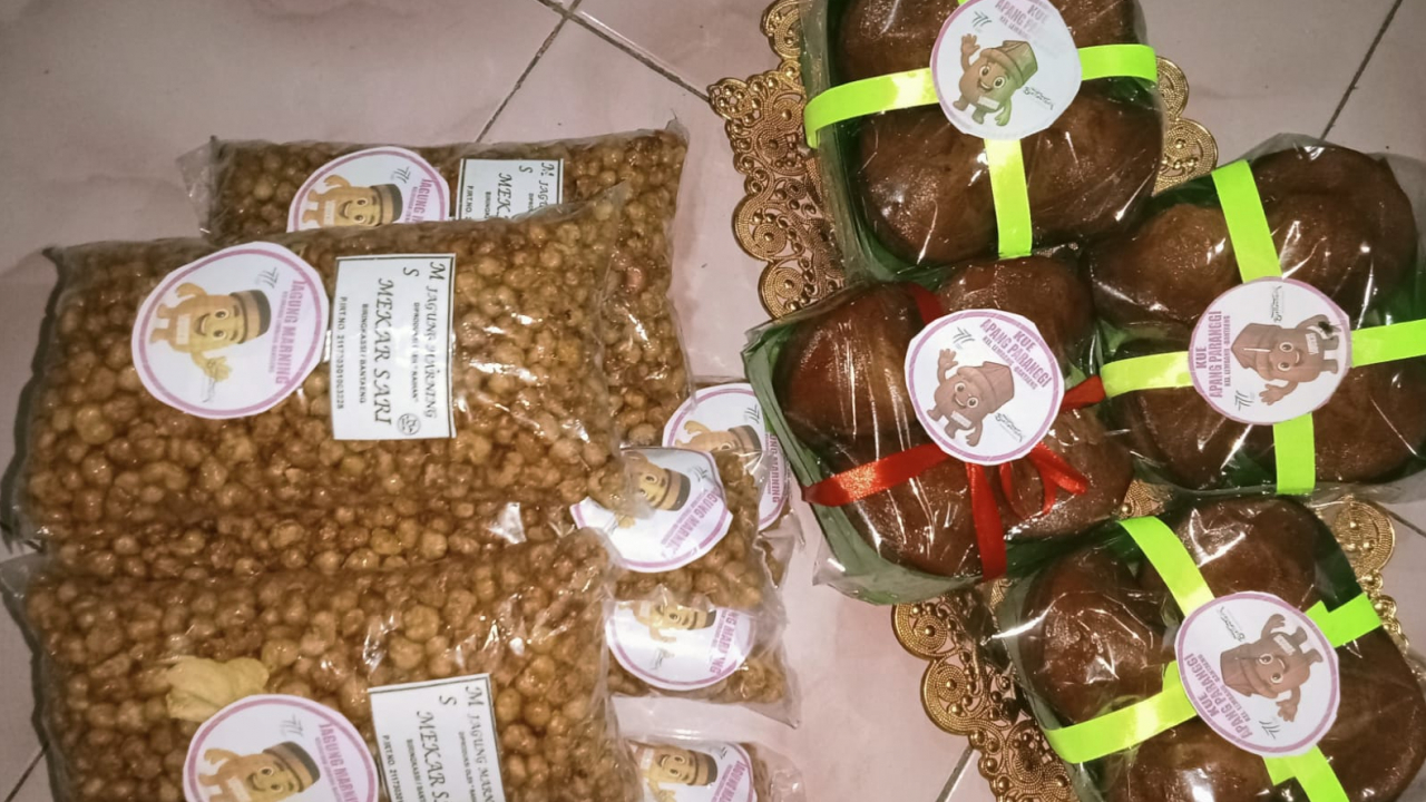 Pesona Kuliner Lokal - Si Apang dan Si Ba’do Angkat Citra Lembang di Hari Jadi Bantaeng