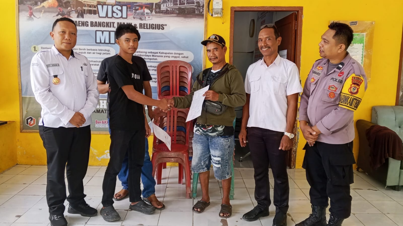 Gerak Cepat dan Humanis! Lurah Lembang Fasilitasi Mediasi Kasus Laka Lantas di Ujung Labbu