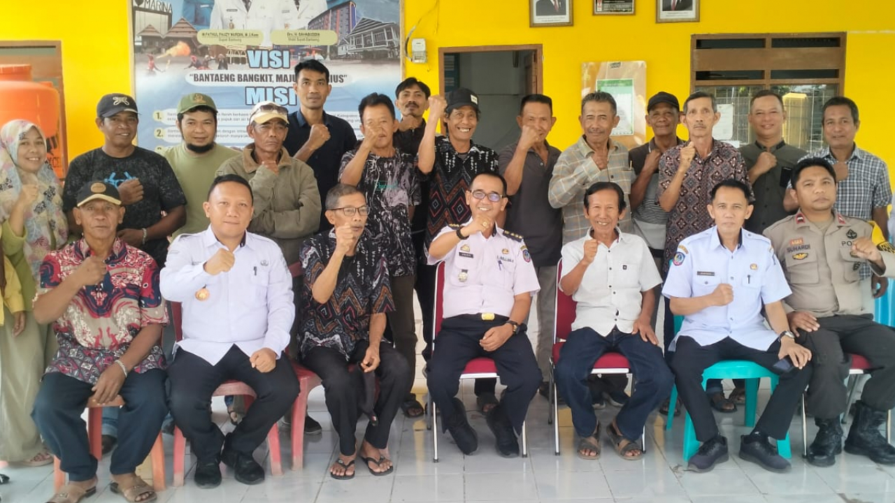 Rapat Evaluasi dan Pemberian Insentif RT, RW, dan LPM Kelurahan Lembang: Apresiasi Kinerja Triwulan IV Tahun 2025