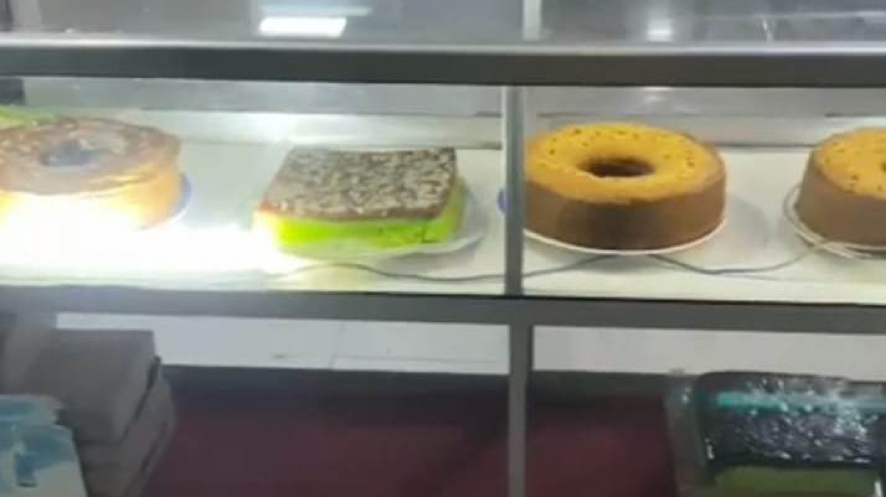 🔥 MAKIN LENGKAP & MENGGODA! Koperasi Merah Putih Lembang Kini Hadirkan Kue Basah & Bolu Favorit Warga! 🔥