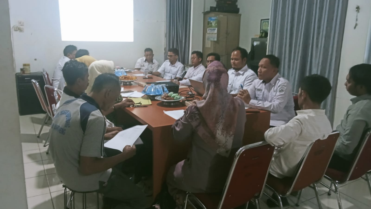 Silaturahmi dan Sinergi Pembangunan: Lurah Lembang Hadiri Rapat Persiapan Musrenbang dan Safari Ramadhan di Kantor Bappeda Kabupaten Bantaeng
